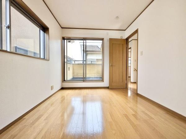【子供部屋】 | ベッドや机の配置もしやすく好きなものを飾る楽しみもあるお部屋♪お好みの部屋を自由につくることができます！