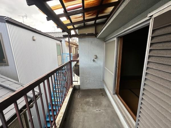 【バルコニー】