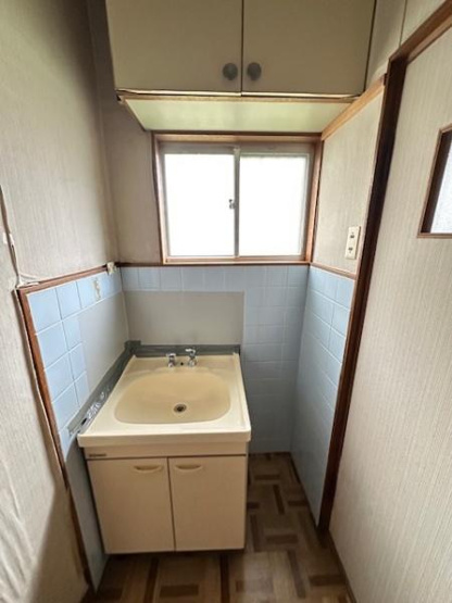 【独立洗面台】