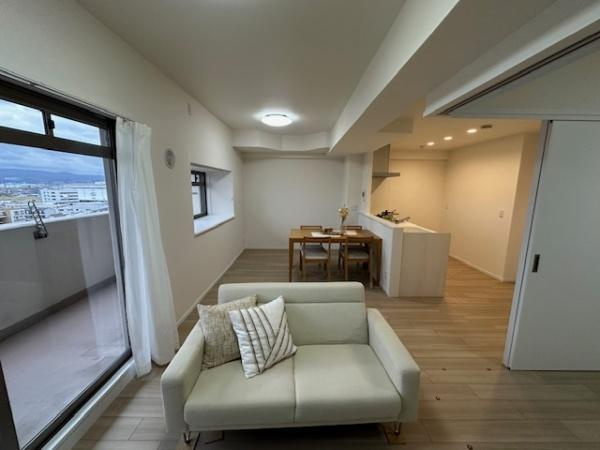 【居間・リビング】 | イトーピア香里園ヴァル・コート