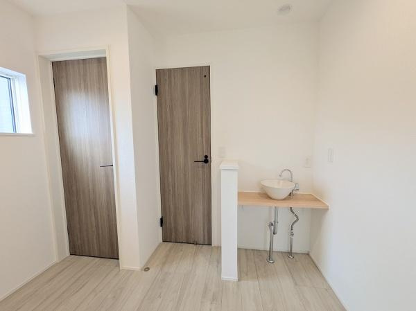 【独立洗面台】