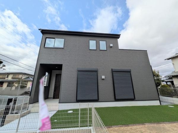 神戸市西区桜が丘西町４丁目の新築一戸建の画像