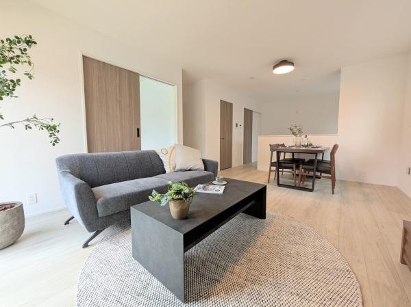 【居間・リビング】