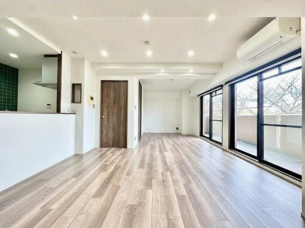 【居間・リビング】 | ディアエスタ・ミオ垂水