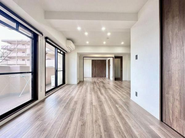 【居間・リビング】 | ディアエスタ・ミオ垂水