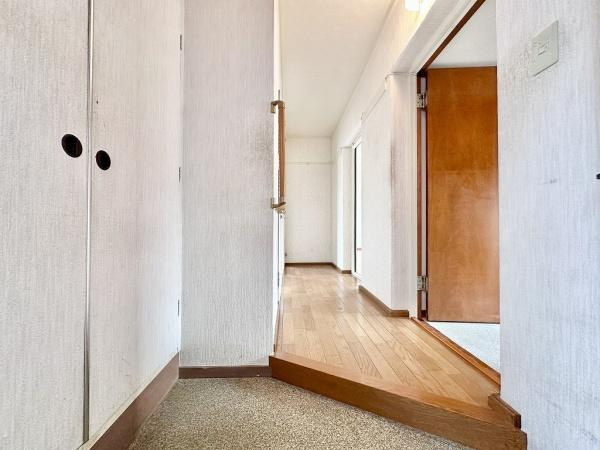 【玄関】 | 大久保東住宅第1住宅17号棟