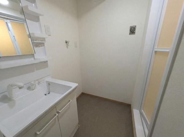 【独立洗面台】 | コープ野村深江橋 | こちらの画像は、AIを用いて家具等を消しております。