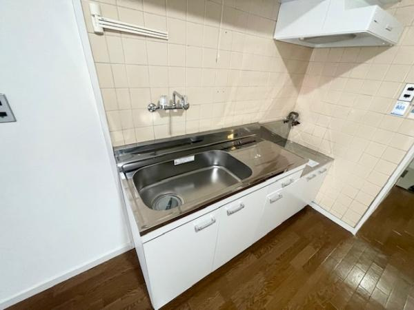 【キッチン】 | シャンティ森小路