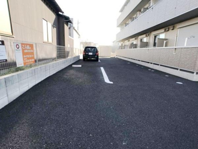 【駐車場】 | カーサ・セレーノ | 空要確認