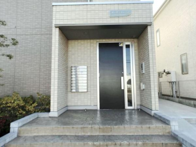 【エントランス】 | カーサ・セレーノ | エントランス