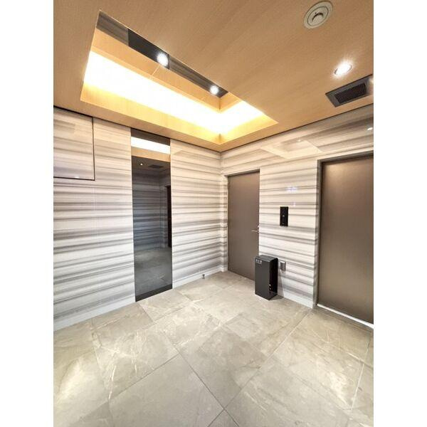 PHOENIX北堀江のエントランス