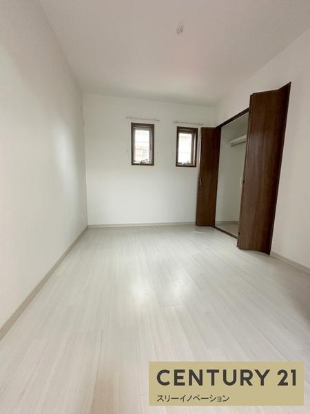 メゾン山本2の洋室|★日当たり良好の洋室★