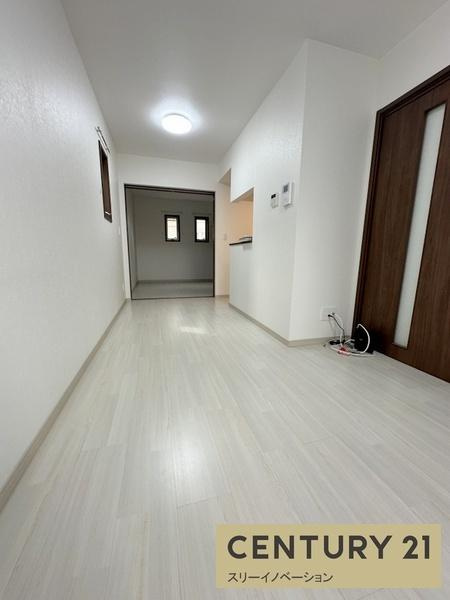 メゾン山本2の居間・リビング|★ゆったりリビング★