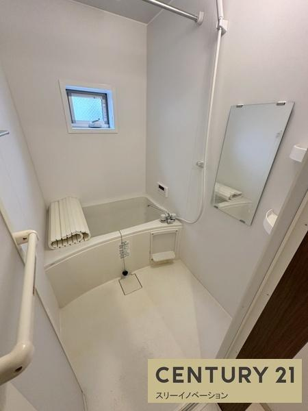 メゾン山本2の浴室|★うれしい窓付きのお風呂★