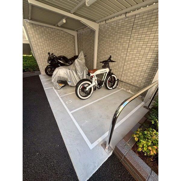 プレジオ九条のエントランス