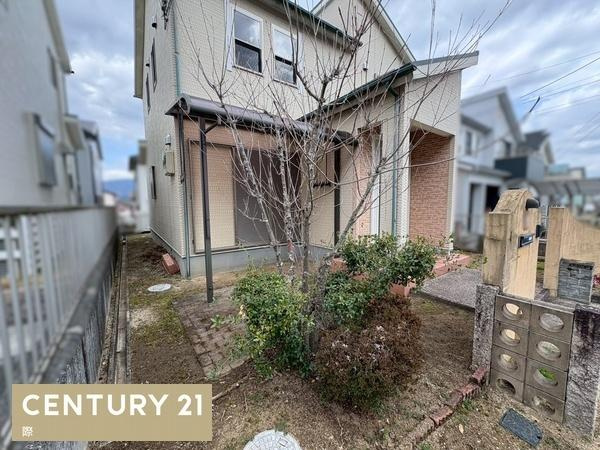 橋本市さつき台1丁目　中古戸建の庭