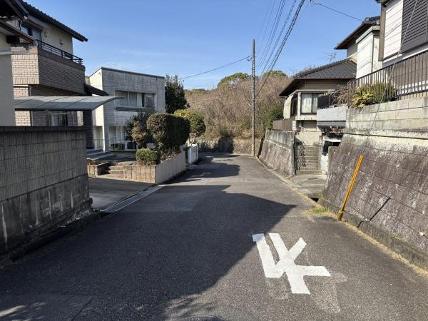 岡崎市細川町上大針・中古戸建の前面道路含む現地写真|前面道路です。