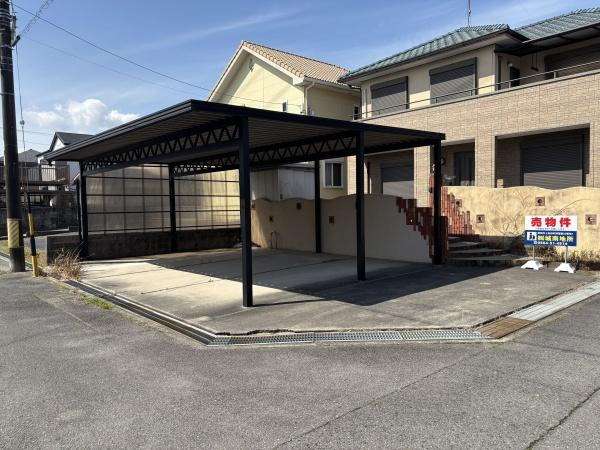 岡崎市中島西町・中古戸建の駐車場|３台駐車できます