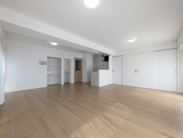 【居間・リビング】 |  ライオンズマンション香住ケ丘☆仲介手数料半額☆