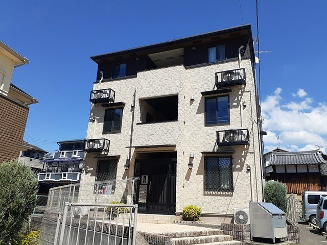 ルミエ－ル　ハタ