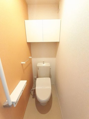 プラチナ　ブルーのトイレ