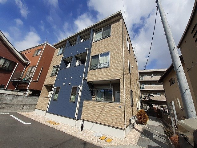 プラチナ　ブルーの外観