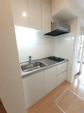 プラチナ　ブルーのキッチン