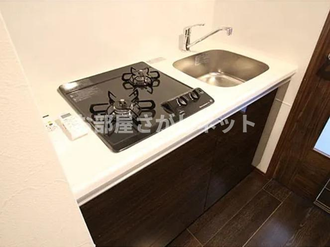 プレール・ドゥーク板橋本町Ⅲ【おとり物件なし】#学生・社会人にオススメ！初期費用分割払いOK！のキッチン|※写真は別の階のお部屋です。