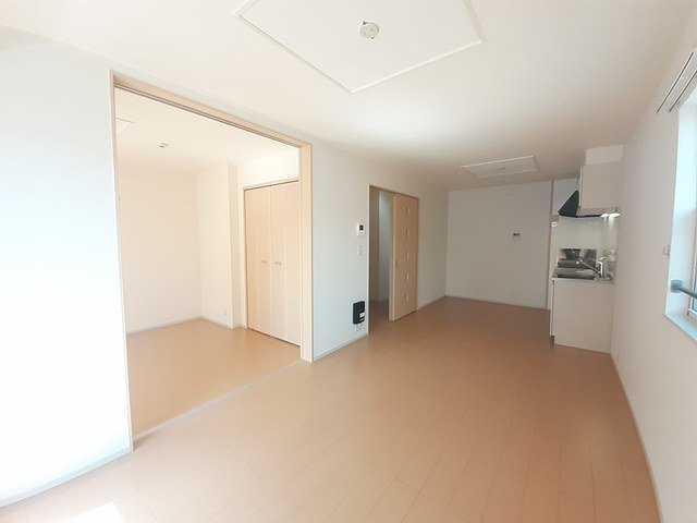 メゾン　セルバンの居間・リビング