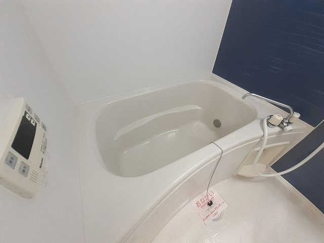 メゾン　セルバンの浴室