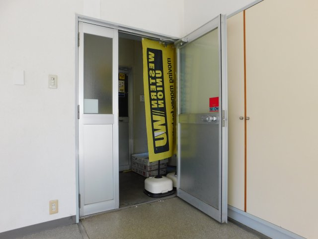 プラムオフィスのその他|出入り口