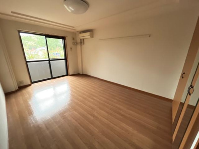 【内装】 | エルミタージュ | 洋室