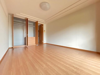 【内装】 | エルミタージュ | 洋室