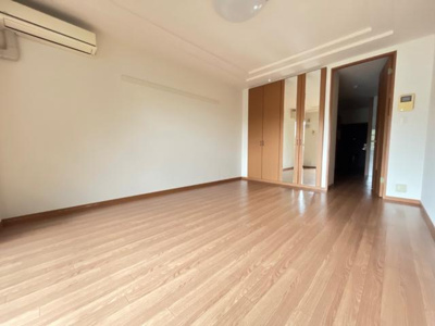 【内装】 | エルミタージュ | 洋室