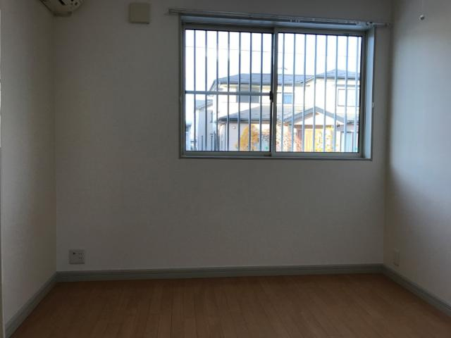 ピースフルの内装|洋室