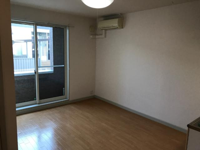 ピースフルの居間・リビング|リビング