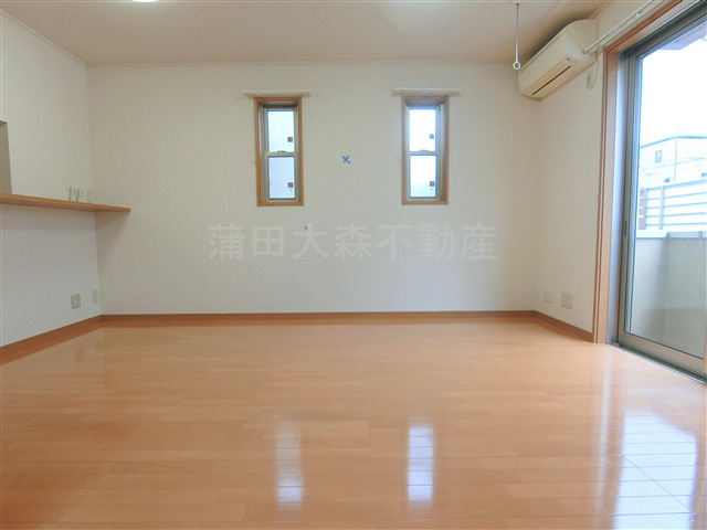 グリーンフォレストⅡの居間・リビング