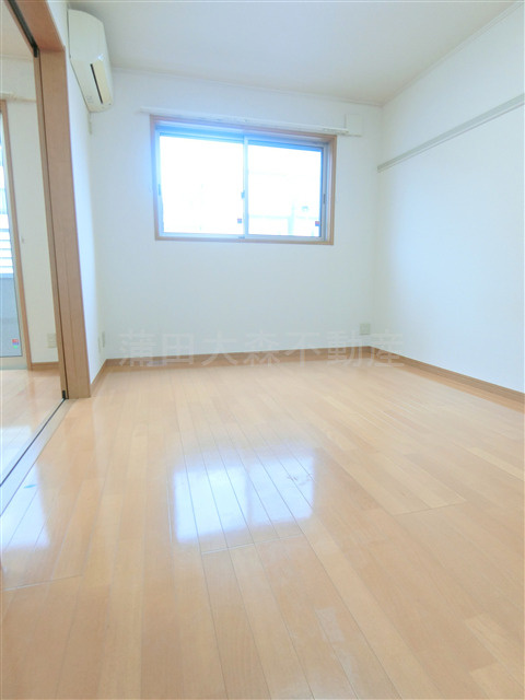 グリーンフォレストⅡのその他|洋室6帖　梁の無い使いやすい寝室