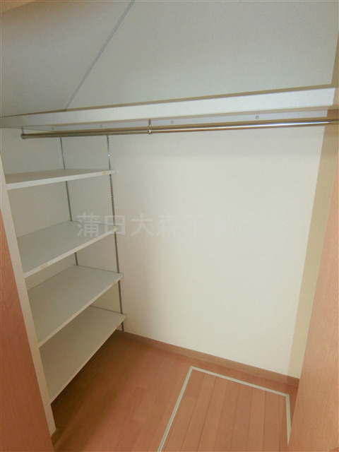 グリーンフォレストⅡの収納|収納力のあるクローゼット