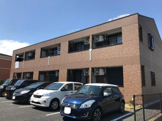 【駐車場】 | Ｊｅ　ｌｅ　ｐｒｅｎｄｓ　(ジュルプラン） | 外観写真（昼）