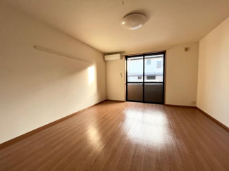 【居間・リビング】 | Ｊｅ　ｌｅ　ｐｒｅｎｄｓ　(ジュルプラン） | 洋室