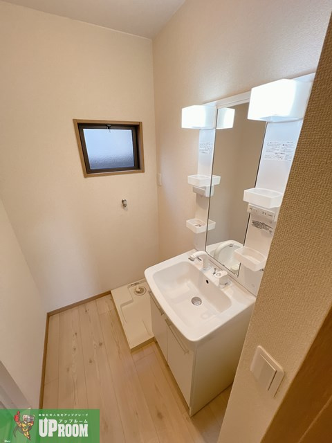 フォークローバーの洗面所