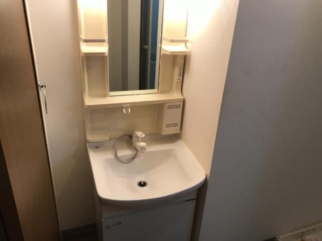 フォンテーヌ白山の洗面所|洗髪洗面化粧台