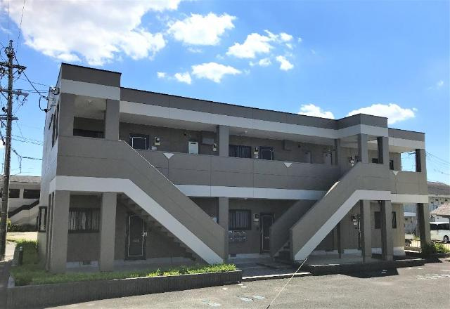 フォンテーヌ白山の駐車場|外観写真（昼）