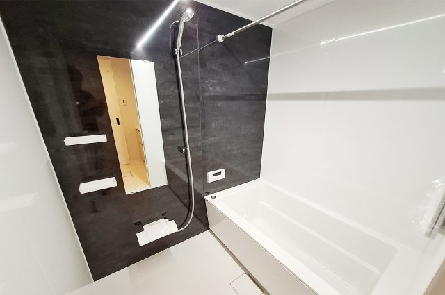 APAガーデンスプリングス鳳の浴室|バスルーム：システムバスを新調済み。新しい設備でゆったりとしたバスタイムを過ごせます。