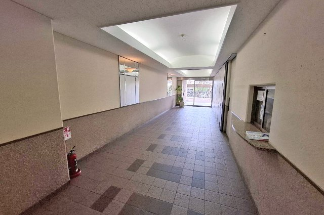 ディオ・フェルティ白鷺のエントランス|エントランスホール