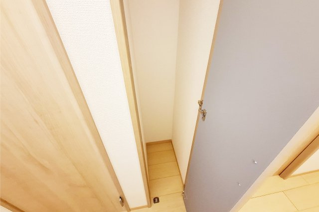 APAガーデンコート鳳西壱番館の収納|廊下物入