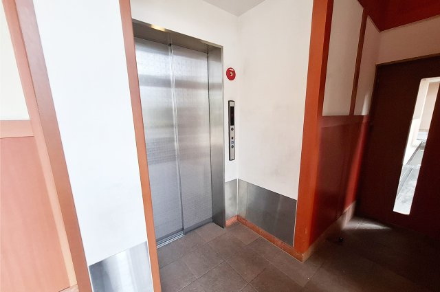 ソフィア泉ヶ丘パークヴェールの設備|エレベーターホール