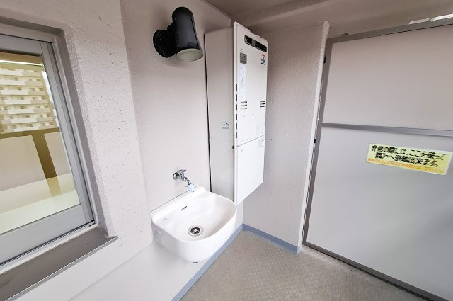 ラフィーナ堺・光明池の設備|スロップシンク：ペットのシャンプーや汚れ物を洗う時などにも便利。