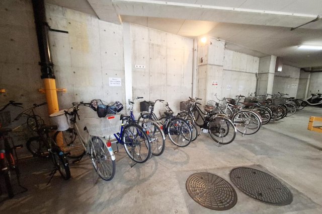 ベルク浜寺公園の駐輪場|駐輪場